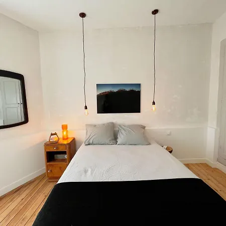 Spacious 2Br In Arles Historical Center With Terrace Esterno foto