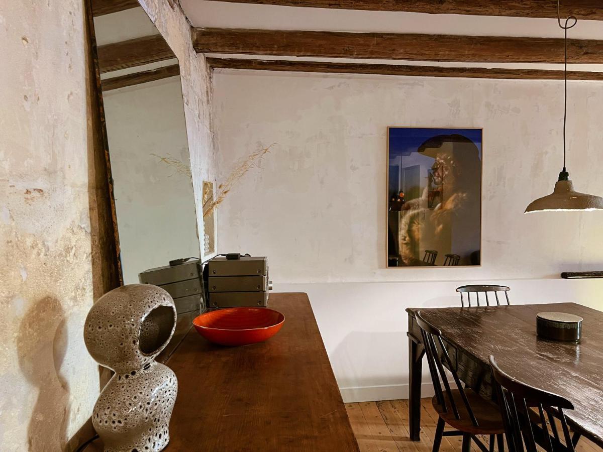 Spacious 2br In Historical Center With Terrace * Arles