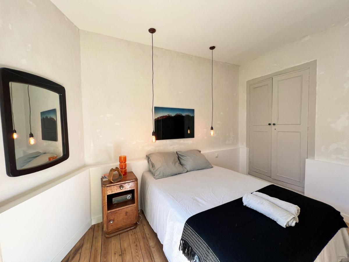 Spacious 2br In Historical Center With Terrace * Arles