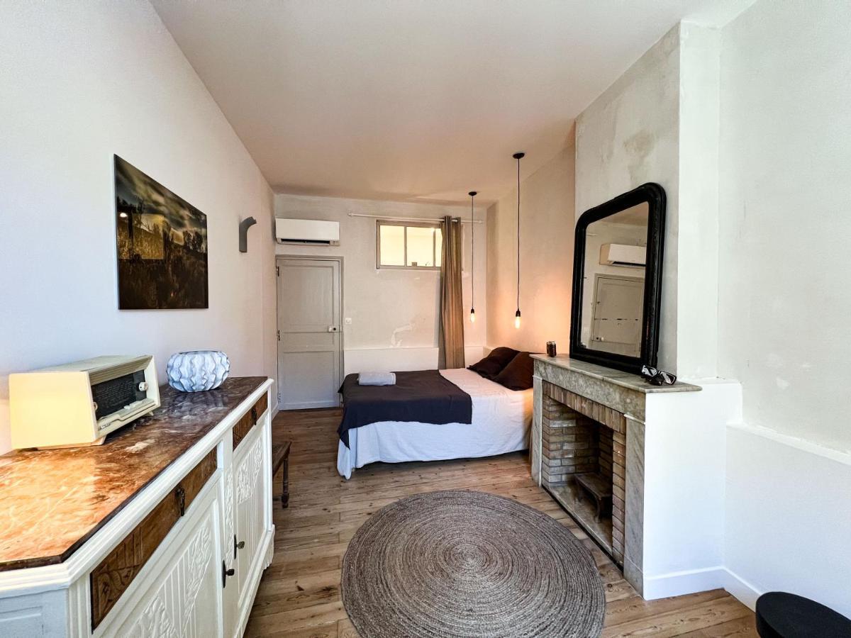 Spacious 2br In Historical Center With Terrace * Arles